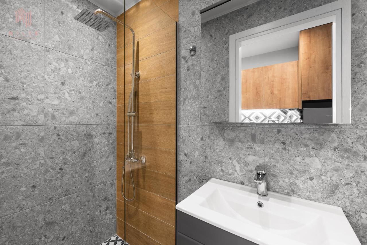 Ferienwohnung Timesquare, Nilie Hospitality Mgmt Thessaloniki Exterior foto